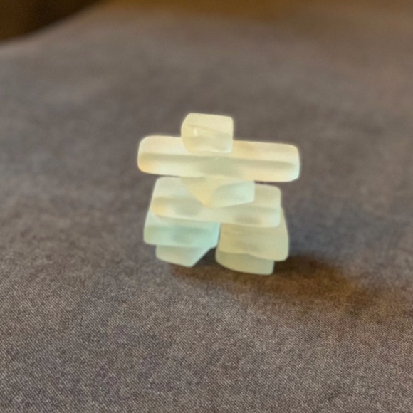 Inukshuk Frosted Glass Figurine NWT - Picture 4 of 6